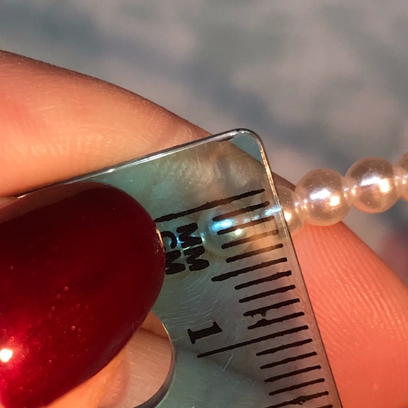 COPY - Delicate Pearl Headband - Picture 3 of 3